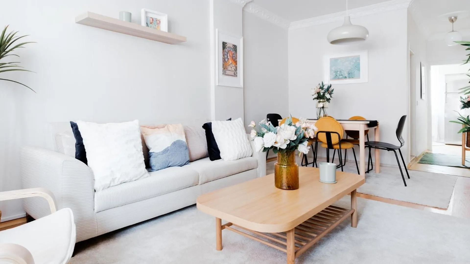 Flat W Balcony Near Taksim Square In Istiklal Apartment Istanbul